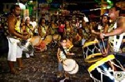 Grupo percussivo tambores de quilombo